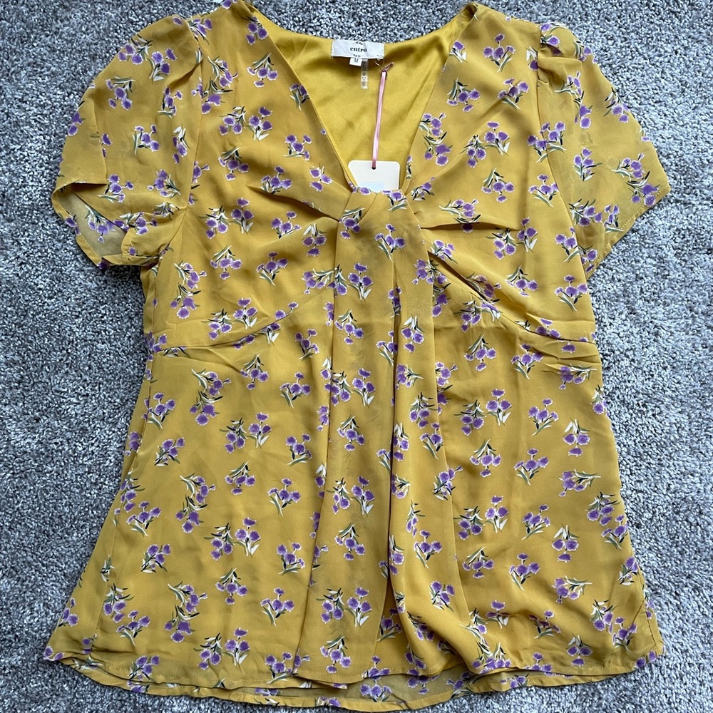NWT Floral Top